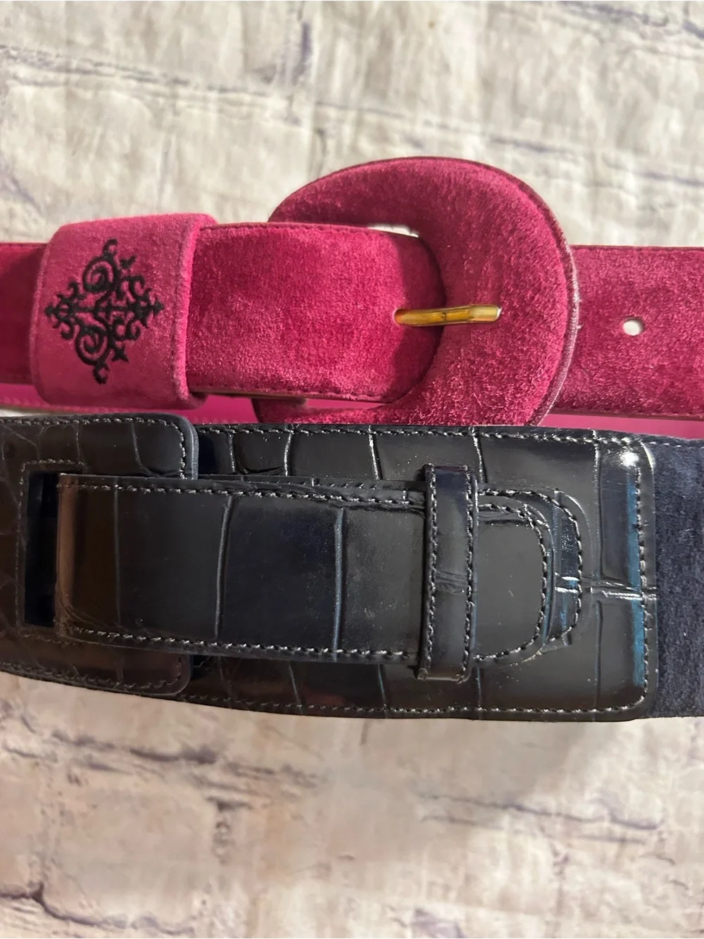 SOSTANZA GENUINE PIG SUEDE HOT PINK BELT AND LEJON PIG SUEDE BLACK BELTS SIZE S
